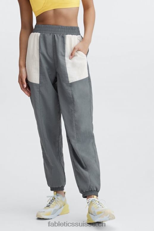femmes pantalon de survêtement bicolore kickback B0B6R127 prune sucrée/pois noirs Fabletics