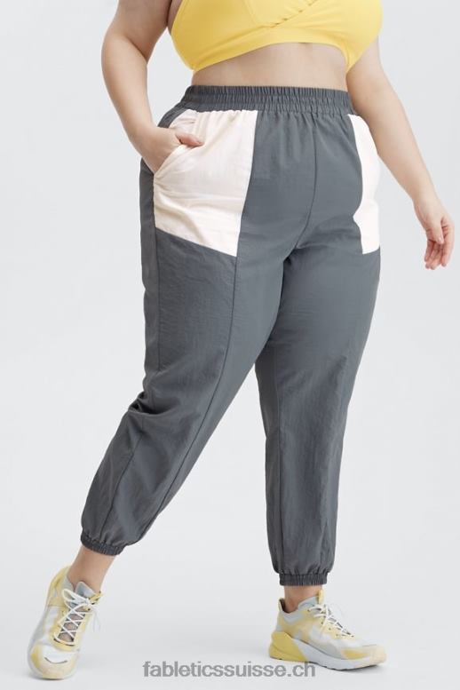femmes pantalon de survêtement bicolore kickback B0B6R128 prune sucrée/pois noirs Fabletics