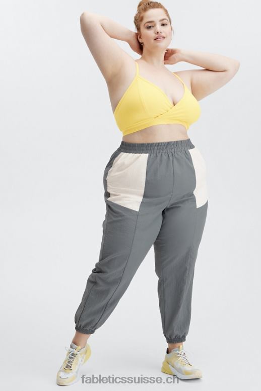 femmes pantalon de survêtement bicolore kickback B0B6R128 prune sucrée/pois noirs Fabletics