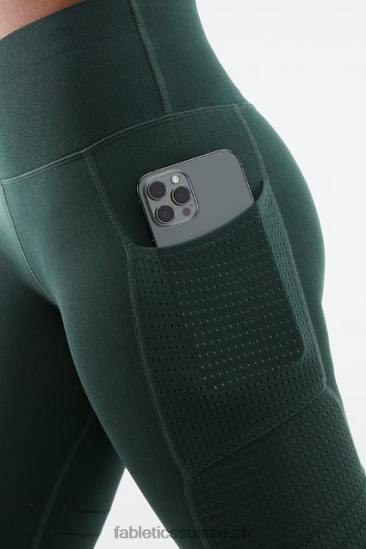 femmes short à poche taille haute en maille sculpturale B0B6R543 classique blanc/noir Fabletics