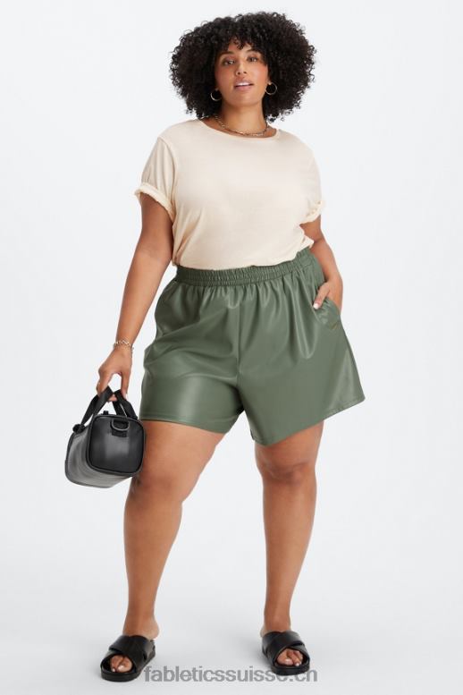 femmes short taille haute en cuir vegan B0B6R358 coup de zèbre au babeurre / babeurre Fabletics