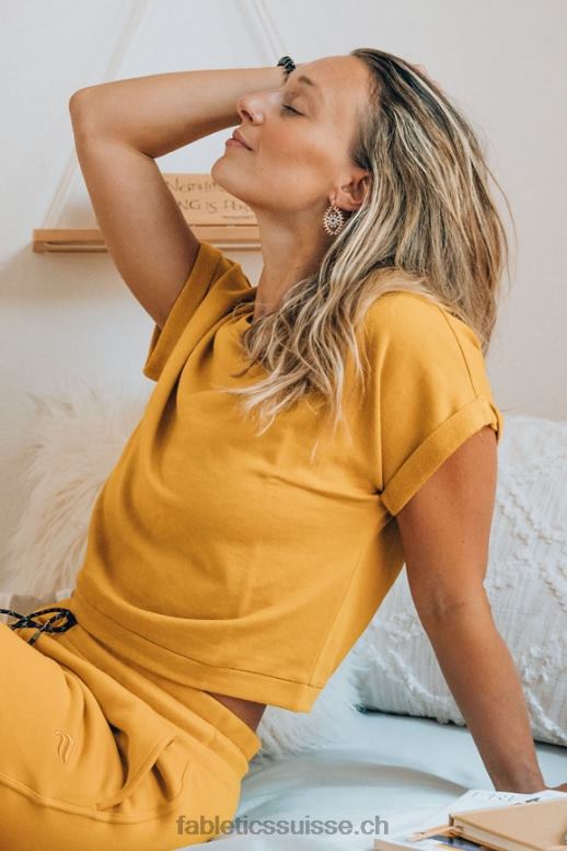 femmes sweat à manches courtes cassie B0B6R2055 moutarde Fabletics