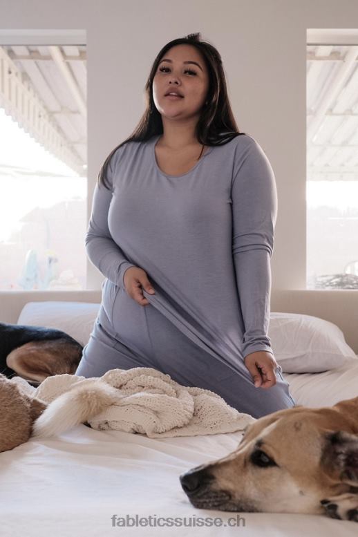 femmes t-shirt à manches longues B0B6R2640 jean délavé Fabletics