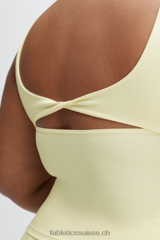 femmes soutien-gorge intégré Oasis Twist B0B6R1500 Babeurre Fabletics