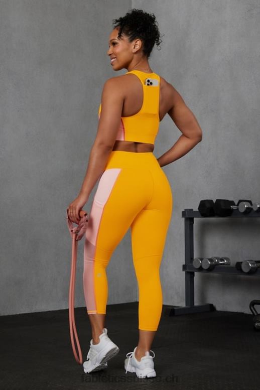 femmes soutien-gorge de sport à impact moyen en déplacement 111 B0B6R1738 soleil de l\'après-midi/crème au beurre rose Fabletics