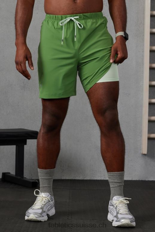 Hommes celui court (doublé) 141 B0B6R3179 néo olive Fabletics