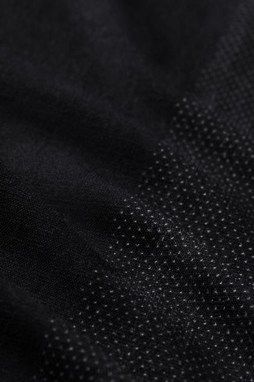 Hommes le sweat à capuche de la journée d\'entraînement B0B6R3622 noir Fabletics